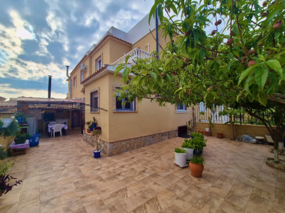 Lo Marabú, Ciudad Quesadada.